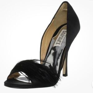 BADGLEY MISCHKA Gisella Pumps Black Satin & Feathers